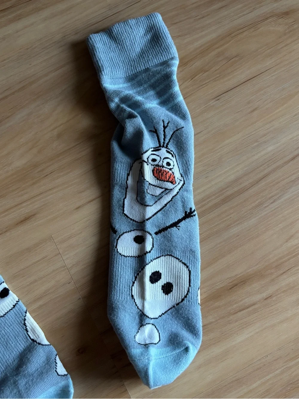 Light Blue Olaf Novelty Crew Socks